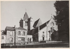 Eglise Saint-Acceul - Français :  Écouen. - Vue sur l'église