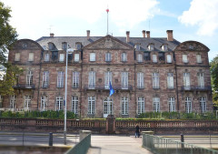 Ancien Hôtel Klinglin dit Petit Broglie, actuellement Hôtel du préfet - 