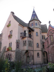 Ancien château impérial dit de Saint-Léon-Pfalz, ancien château des évêques de Strasbourg - 