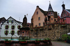 Ancien château impérial dit de Saint-Léon-Pfalz, ancien château des évêques de Strasbourg - 
