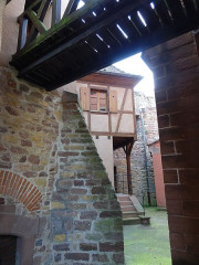 Ancien château impérial dit de Saint-Léon-Pfalz, ancien château des évêques de Strasbourg - 