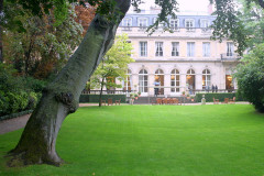 Hôtel de Clermont, actuellement Ministère des relations avec le Parlement - 