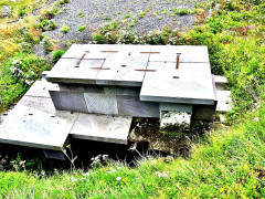 Vestiges du temple de Mercure au sommet du Puy-de-Dôme - 
