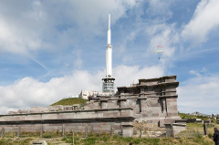 Vestiges du temple de Mercure au sommet du Puy-de-Dôme - 