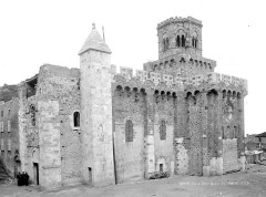 Eglise Saint-Léger et ancien prieuré - French photographer
