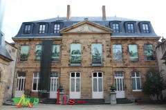 Hôtel de Mora, actuellement musée de l'illustration jeunesse - 