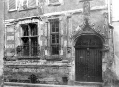 Maison de Tristant l'Hermite - French photographer