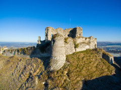 Ruines du château - photographer, Wikimedian and Wikipedian