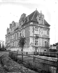 Manoir de Bévilliers - French photographer