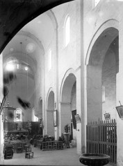 Restes de l'église Saint-Laurent, maison communale - French art historian and archaeologist