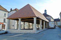 Halles et mairie - 