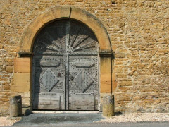 Domaine du château de Bagnols situé au Bourg - 
