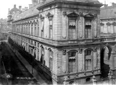 Hôtel de ville - French photographer