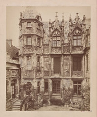 Hôtel de Bourgtheroulde - Français :  Sujet : Hôtels particuliers -- Seine-Maritime (France)

Rouen (Seine-Maritime, France) -- Hôtel de Bourgtheroulde Appartient à l’ensemble documentaire : BmLHav000 Appartient à l’ensemble documentaire : AXSEI000  Langue : sans contenu linguistique