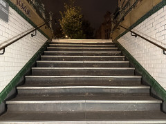 Métropolitain, station Père-Lachaise - 
