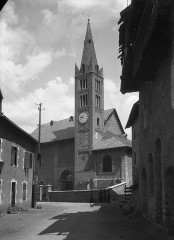 Église Saint-Martin - Français : Sujet : Églises Cervières (Hautes-Alpes, France) Appartient à l’ensemble documentaire : BnGren00 Langue : français