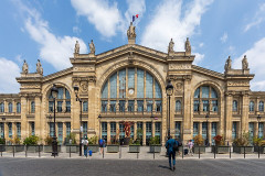 Gare du Nord - German journalist, coach and Wikimedian
