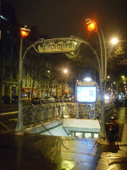Métropolitain, station Boissière - 