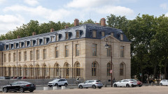 Petites Ecuries - 