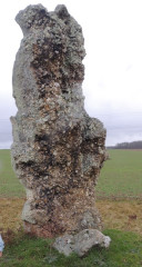 Menhir dénommé Grande Pierre ou Pierre de Minuit - 