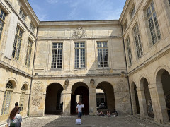 Hôtel de la Bourse, actuellement Greffe du Tribunal de Commerce - 