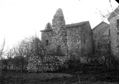 Château de Bayard (ruines) - Français : Sujet : Châteaux Ruines Pontcharra (Isère, France) Appartient à l’ensemble documentaire : BnGren00 Langue : français