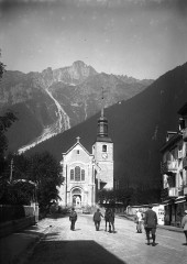 Église Saint-Michel - Français : Sujet : Églises Chamonix-Mont-Blanc (Haute-Savoie, France) Appartient à l’ensemble documentaire : BnGren00 Langue : français
