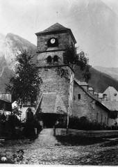 Église - Français : Sujet : Samoëns (Haute-Savoie, France) -- Église de l'Assomption Appartient à l’ensemble documentaire : BnGren00 Langue : français