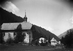 Chapelle Notre-Dame de la Gorge - Français : Sujet : Les Contamines-Montjoie (Haute-Savoie, France) -- Sanctuaire Notre-Dame-de-la-Gorge Appartient à l’ensemble documentaire : BnGren00 Langue : français
