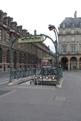 Métropolitain, station Palais-Royal - 