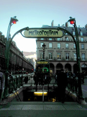 Métropolitain, station Palais-Royal - 