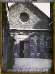 Église Saint-Julien-le-Pauvre - Français : Lieu : Arrondissement V Lieu : Paris (Ve arr.), France Thème : Religion Thème : HD Thème : Art Thème : Habitat / Architecture Sous-thème : Eglise Sous-thème : Christianisme Sous-thème : Eglise orthodoxe Sous-thème : existe en haute définition (saisie depuis Fakir, avant 2020) Sous-thème : Moyen Age Sous-thème : Cour Sous-thème : Architecture religieuse Légende d'origine : France, Paris, Façade de l'Eglise St Julien-le-Pauvre Procédé : Autochrome Support : Verre Dénomination : Autochrome Format d'origine : Vertical Appartenance actuelle : Département des Hauts-de-Seine, musée Albert-Kahn