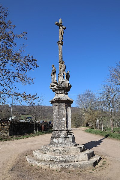 Calvaire Marcilly et Dracy PA00112522 Monumentum Calvaire Marcilly et Dracy PA00112522 Monumentum