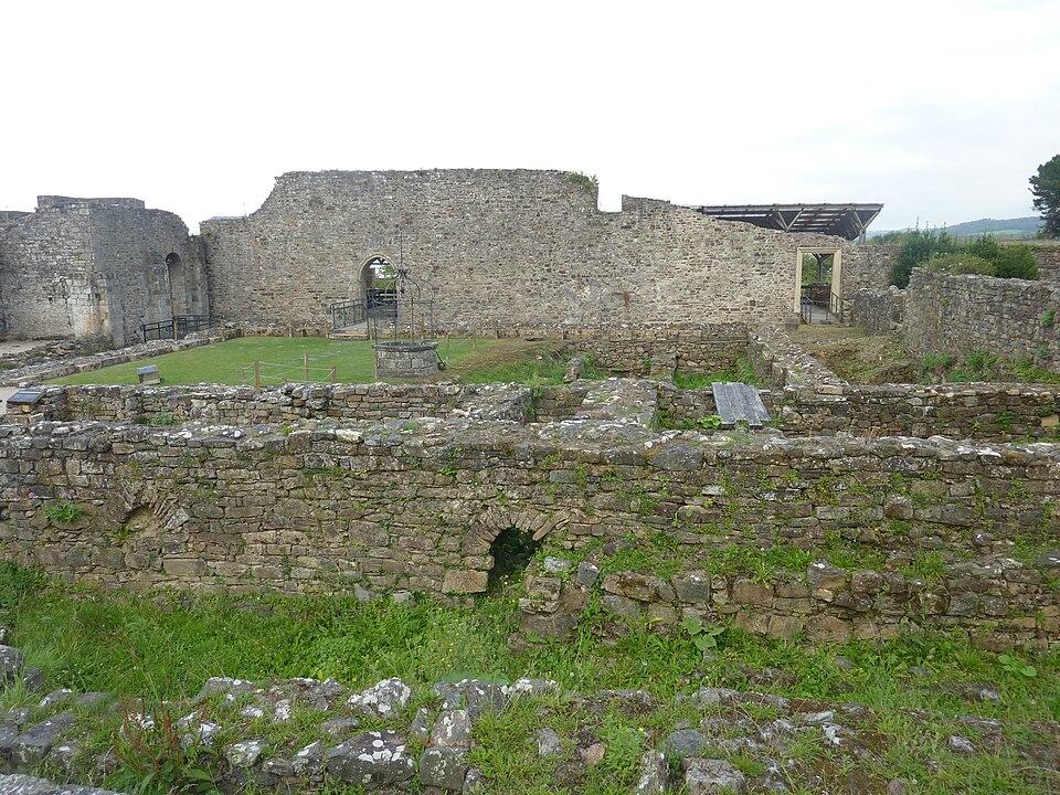 Musée de France Musée de l'ancienne abbaye de Landévennec situé à Argol