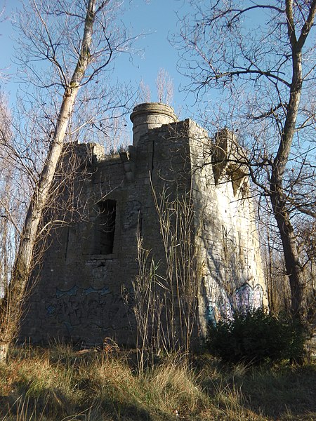 Monument Historique Tour du Grand-Travers situé à La Grande-Motte