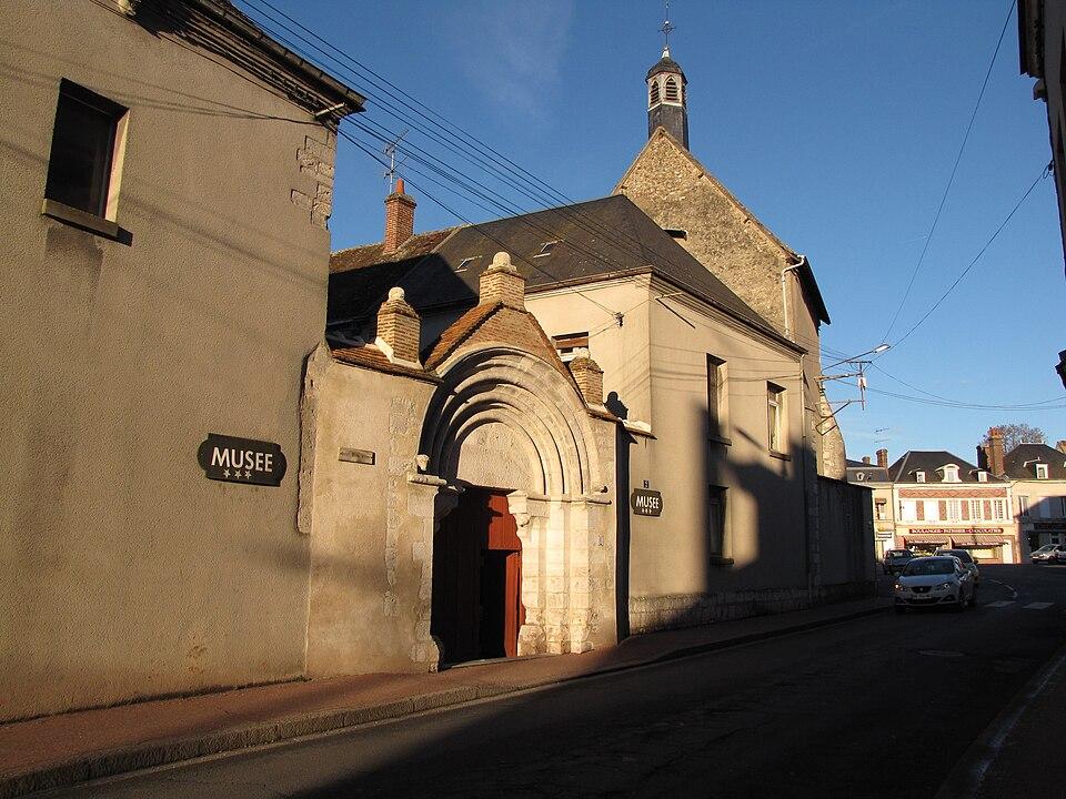 Musée de France Musée d'art et d'archéologie situé à Adon