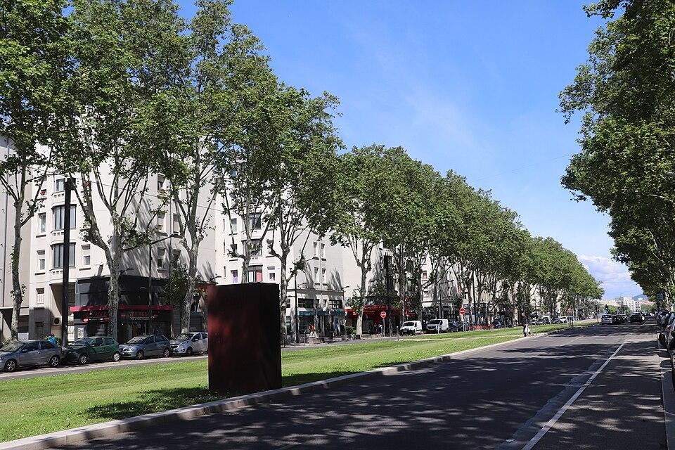 Architecture Contemporaine Remarquable Cité-jardin, dite cité des Etats-Unis ou cité Tony Garnier situé à Lyon 7e Arrondissement