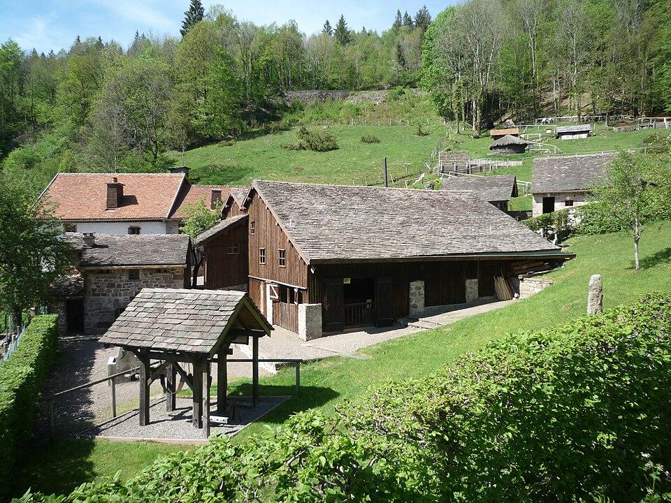 Musée de France Musée départemental de la montagne Albert Demard situé à Haut-du-Them-Château-Lambert