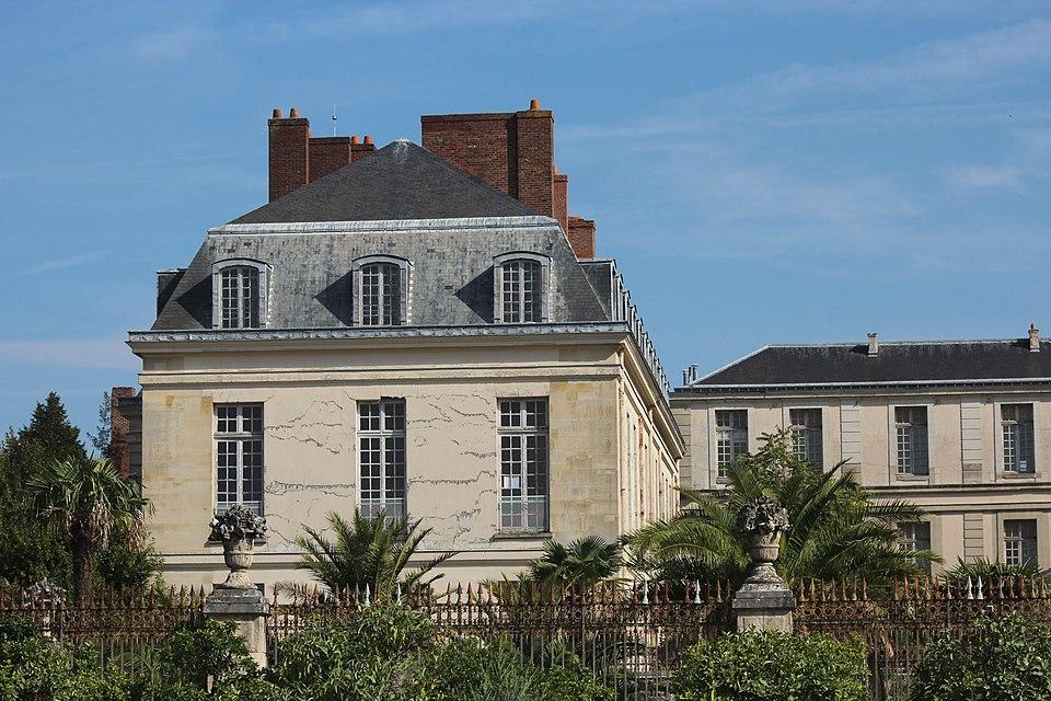 Monument Historique Ancien Hôtel du Grand Contrôle situé à Versailles