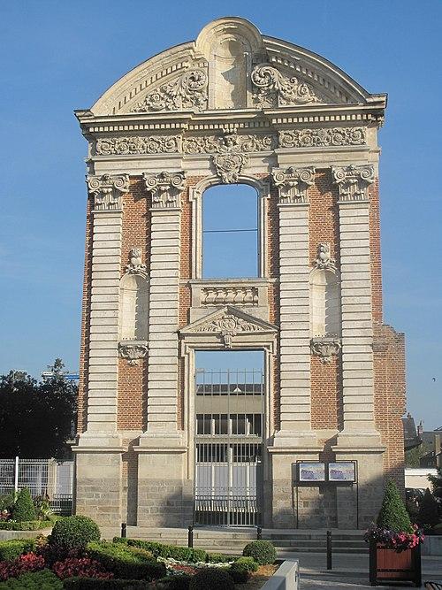 Monument Historique Ancien couvent des Ursulines situé à Abbeville
